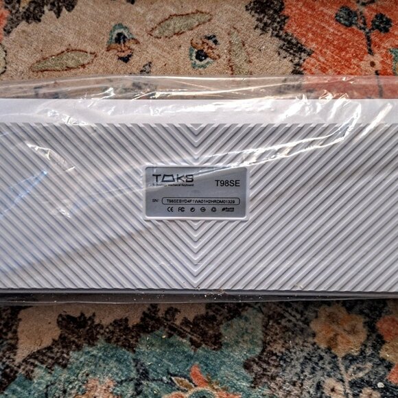 TMKB Gaming Keyboard 60 % LED Backlit Ultra-Compact 68 Keys Mechanical NIOB - Picture 4 of 5